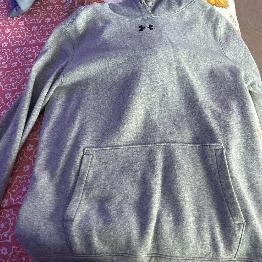Under Armour Women’s Light Gray Hoodie